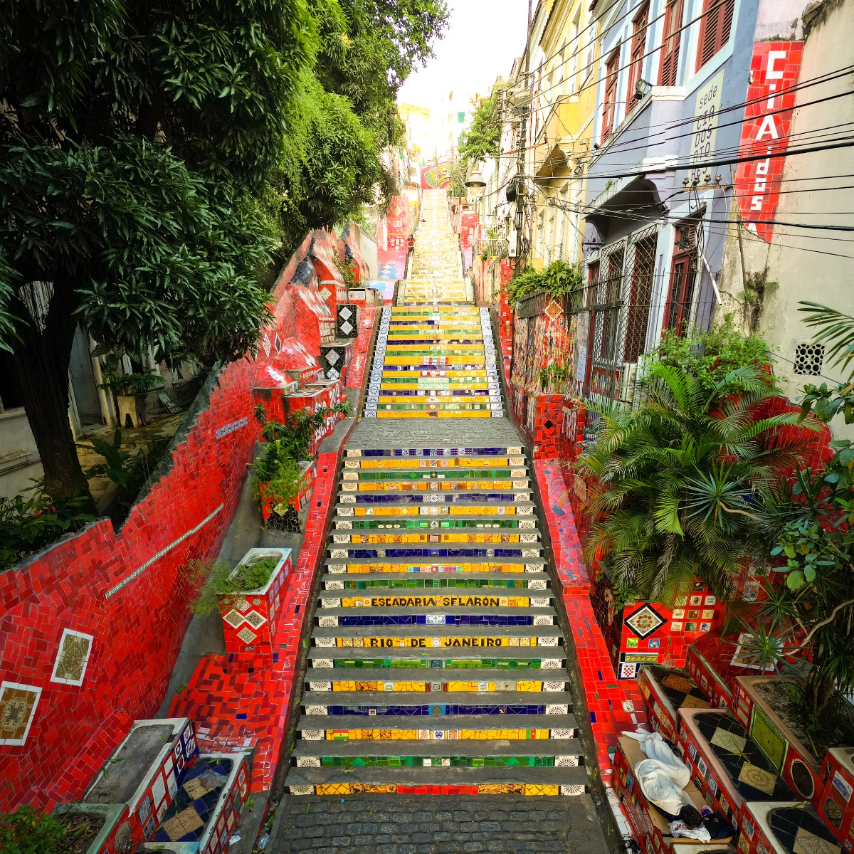 lugares instagramáveis no rio - escadaria selaron