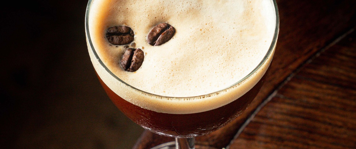 Cafés etílicos: onde tomar drinques com café no Rio